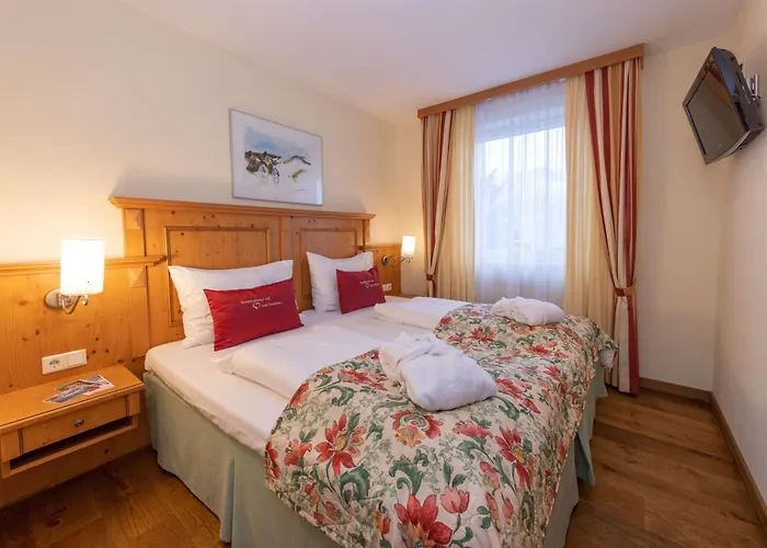 VÖTTER'S HOTEL in Kaprun am Kitzsteinhorn - Skibus direkt